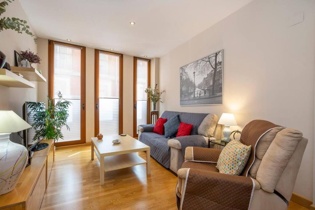 Marieta Apartment By The Castle With Ac Alicante Bagian luar foto